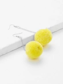 Pendientes con diseño de pompón - Amarillo - Ver 1
