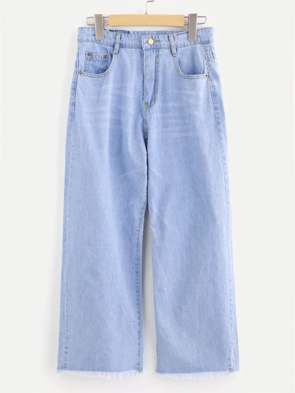 frayed hem boyfriend jeans