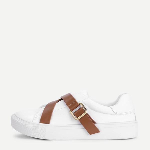 

Contrast Buckle Flat Trainers