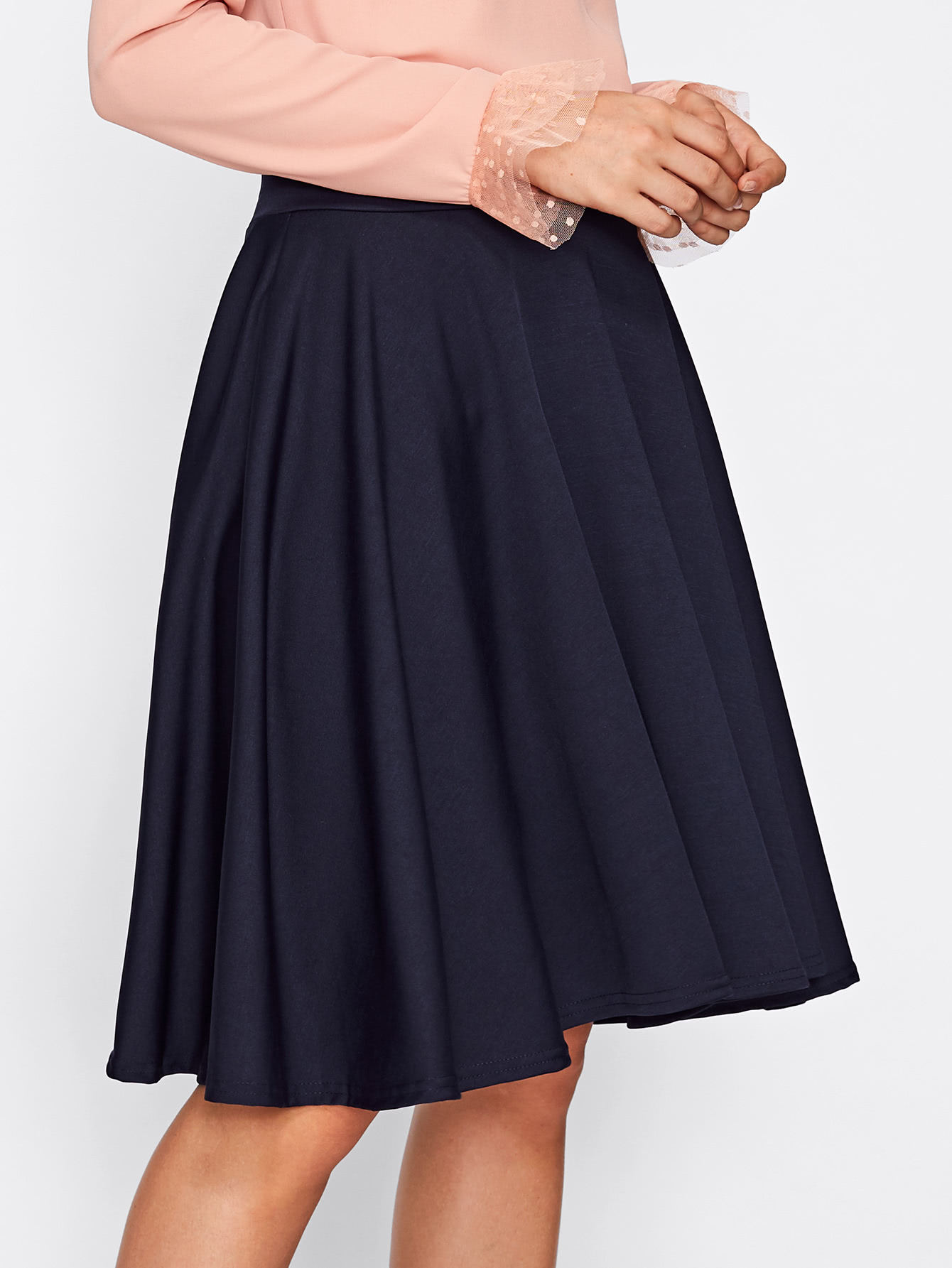 box pleated skirt long