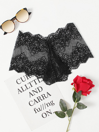 Scalloped Edge Lace Panty