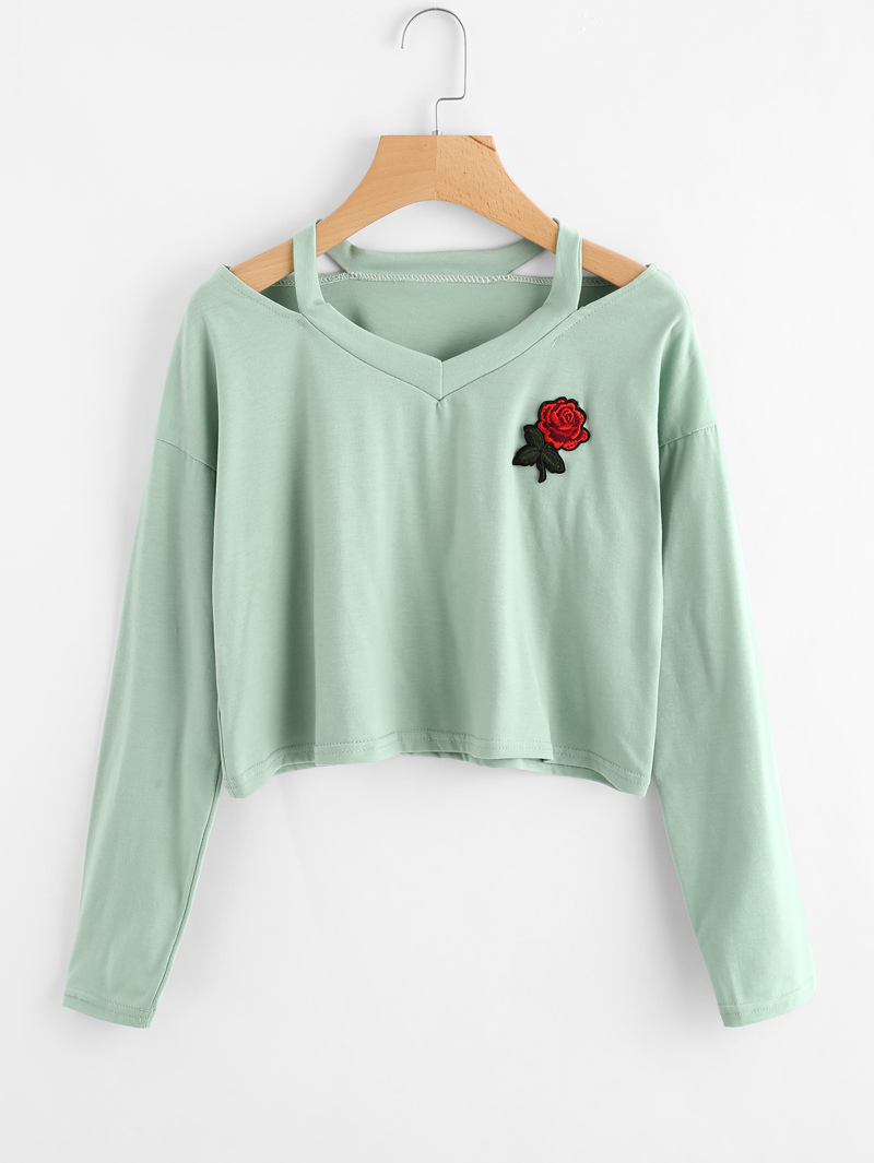 

Cut Out Neck Rose Patch Tee, Green