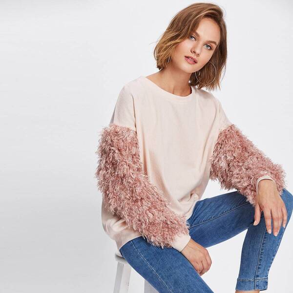 

Contrast Faux Fur Sleeve Ribbed Knit Sweatshirt