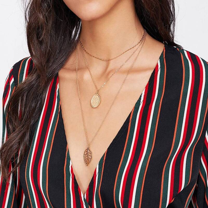 

Hollow Leaf Pendant Chain Necklace, Gold