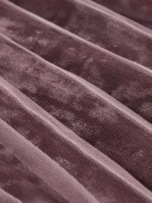 Mesh Overlay Pleated Velvet Skirt