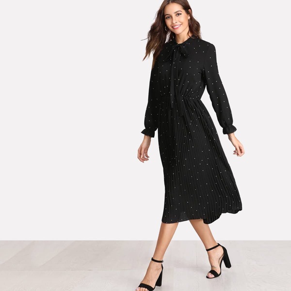 

Tie Neck Polka Dot Pleated Dress, Black