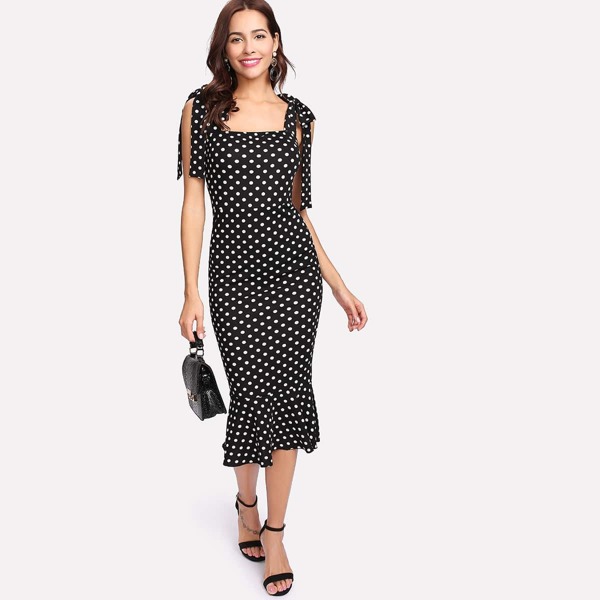 

Self Tie Shoulder Polka Dot Ruffle Hem Dress