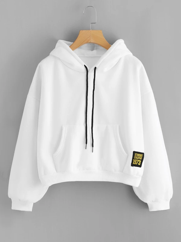 Hoodie mit sehr tief angesetzter Schulterpartie und Flicken Hoodie mit sehr tief angesetzter Schulterpartie | aktuelle