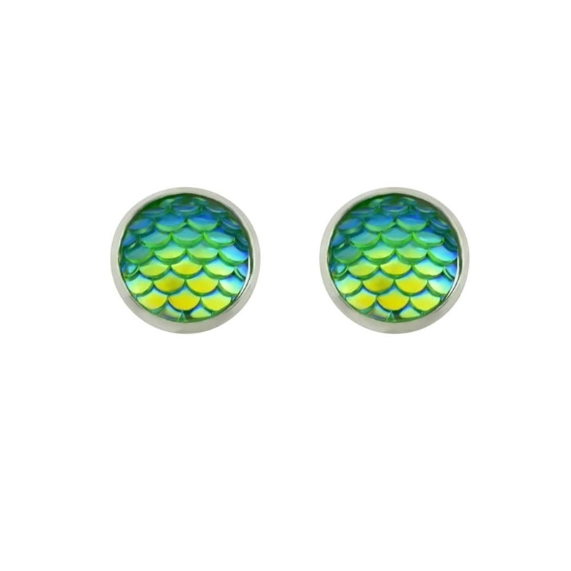 

Green Fish Scales Pattern Stud Earrings, Multicolor