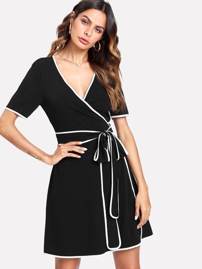 SHEIN Abito a portafoglio con orli a contrasto | SHEIN ITALIA