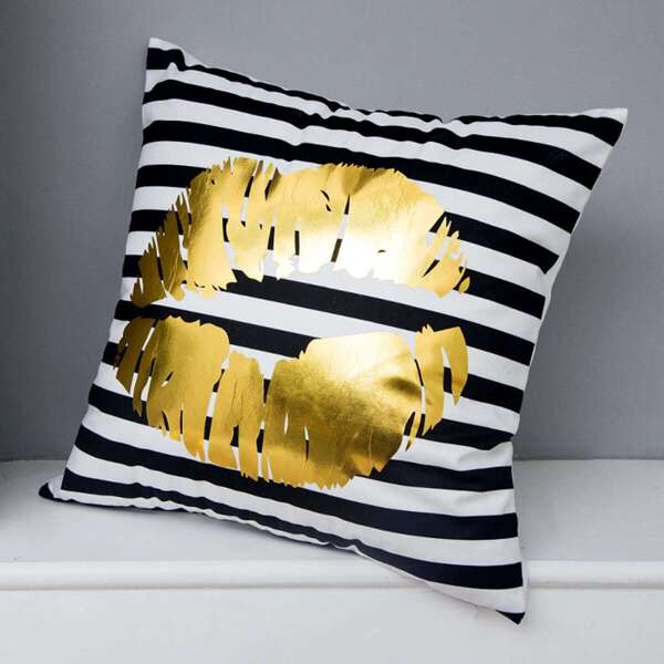 

Lips Print Striped Decorative Pillowcase