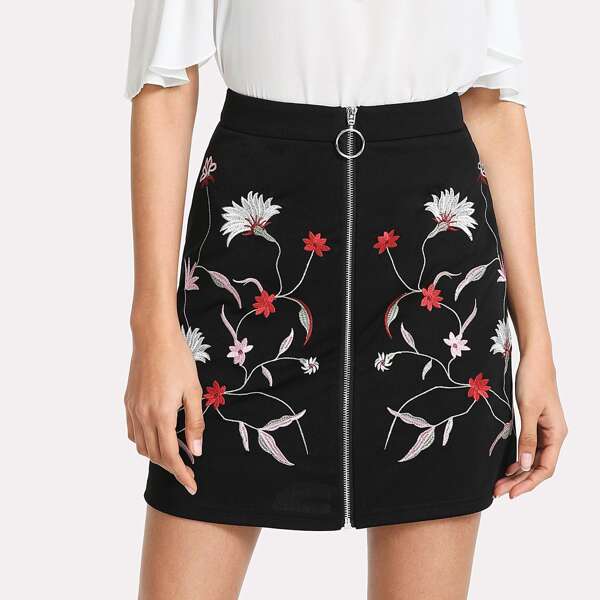 

Botanical Embroidery Zipper Up Skirt