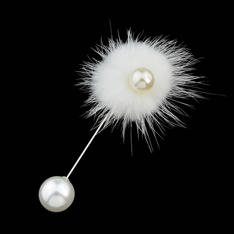 

White Flannel Flower Ball Brooch