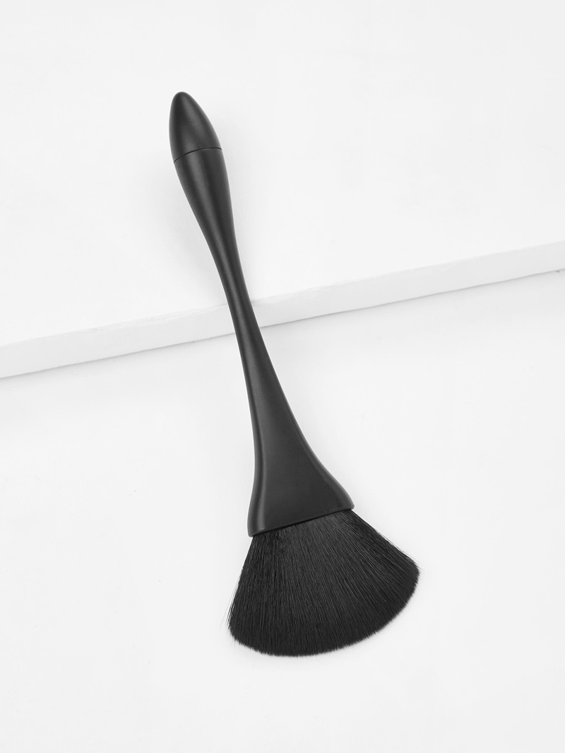 

Fan Shaped Professional Makeup Brush 1Pc, Black