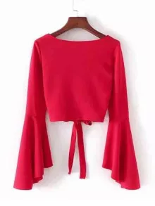 Bell Sleeve Knotted Hem Surplice Blouse - Merah - View 2