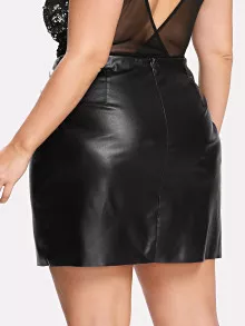 SHEIN Plus Zip Detail Faux Leather Skirt - Black - View 2
