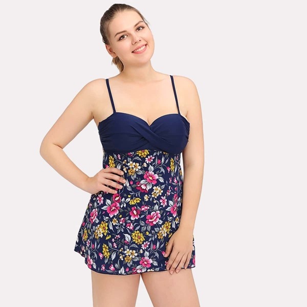 

Plus Calico Print Ruched Top With Shorts Tankini