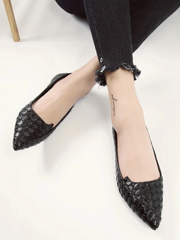woven pointed flats