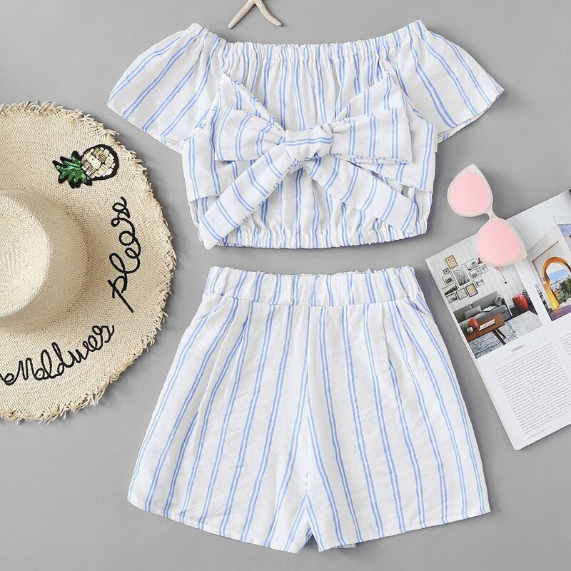 

Bow Tie Front Striped Crop Top With Shorts, White
