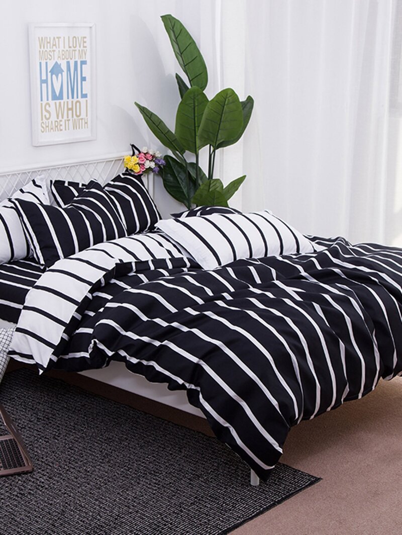 

Colorblock Striped Print Sheet Set, Black and white