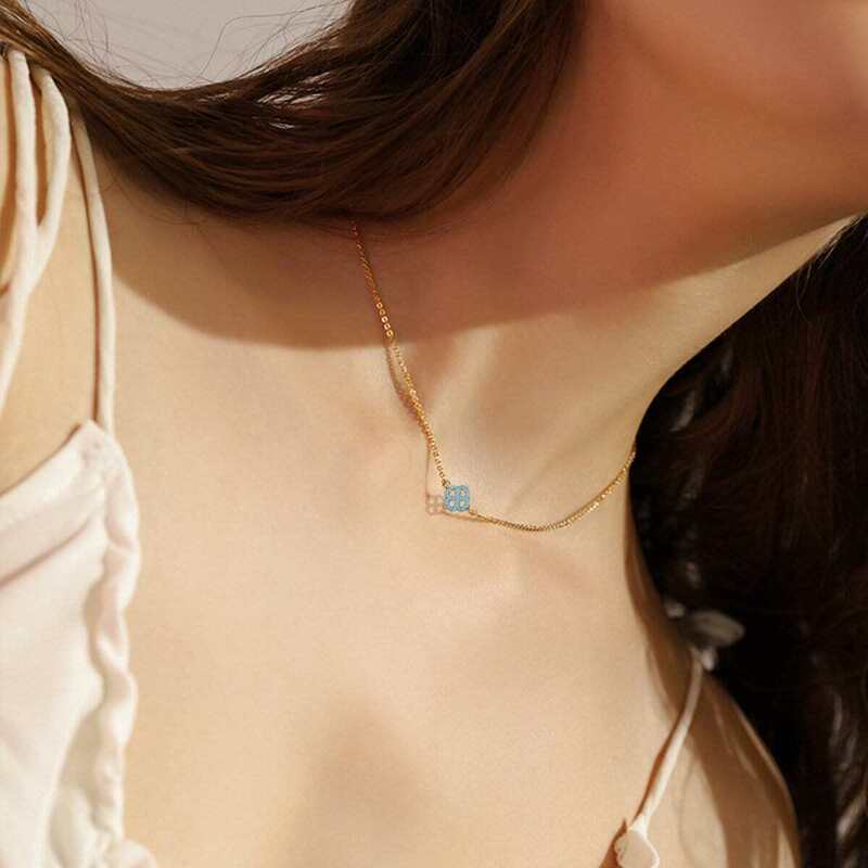 

Contrast Clover Pendant Chain Necklace, Gold