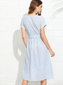 SHEIN 紐扣直條紋連衣裙帶腰帶 - 藍白色 - 查看 4