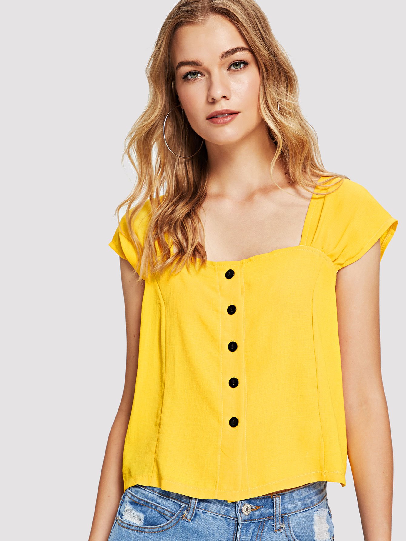 single breasted pleated blouse