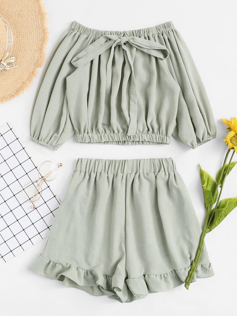 

Off Shoulder Tie Front Top With Shorts, Green