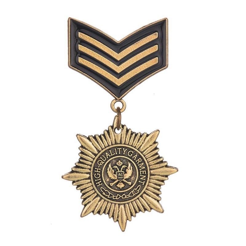 

Medal Design Brooch, Gold