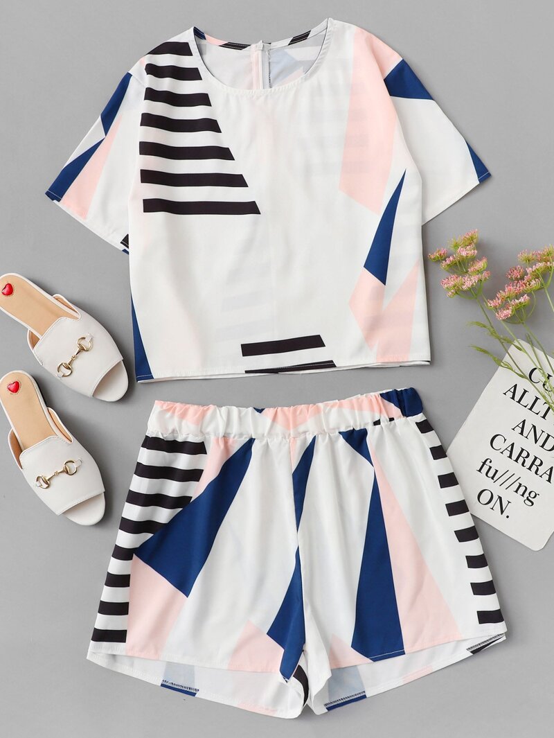 

Plus Graphic Print Zip Back Two-piece Outfit, Multicolor