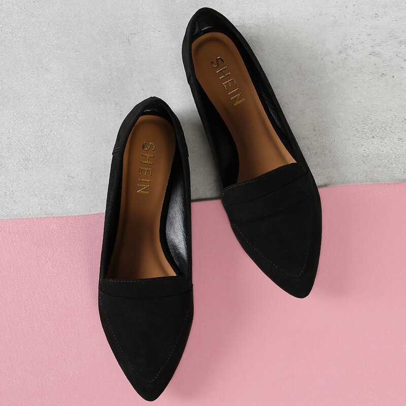 

Faux Suede Pointy Toe Flats, Black