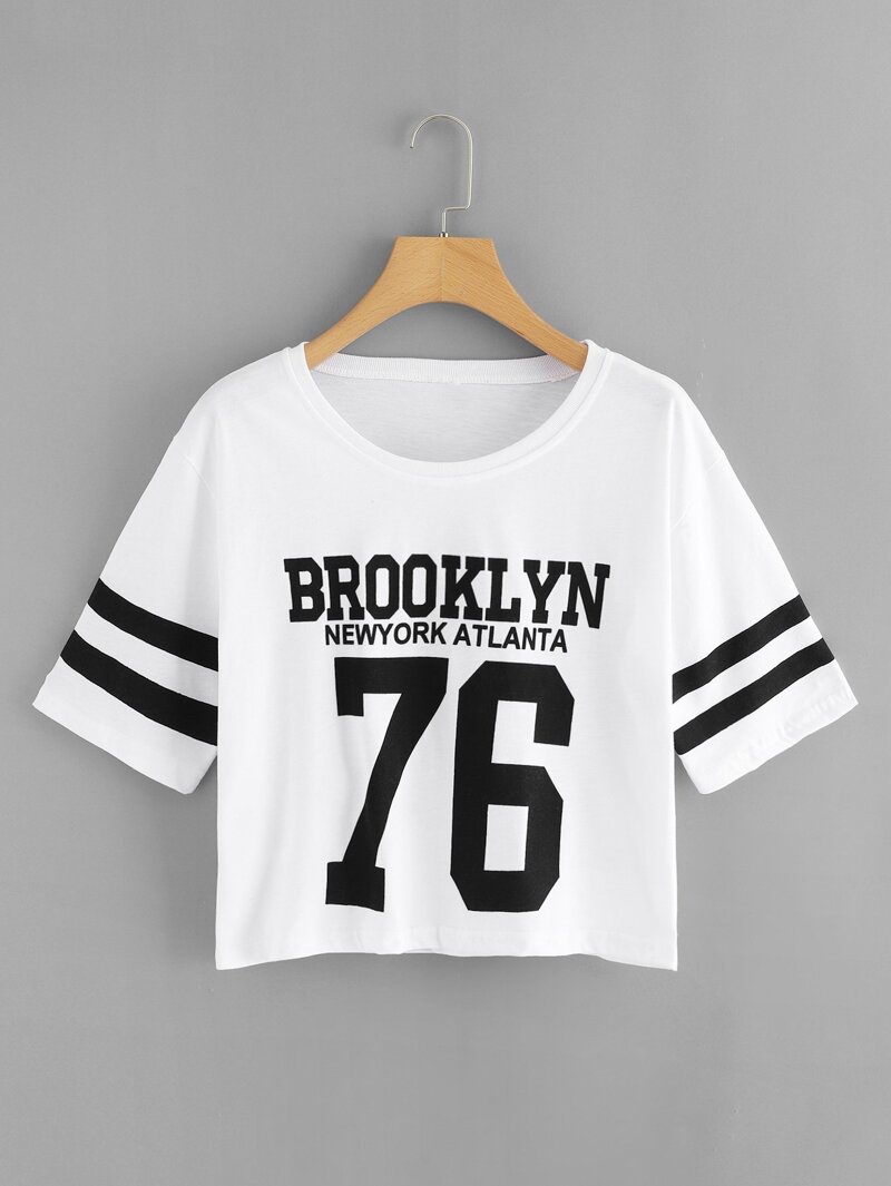 

Letter Print Crop Tee, Black and white