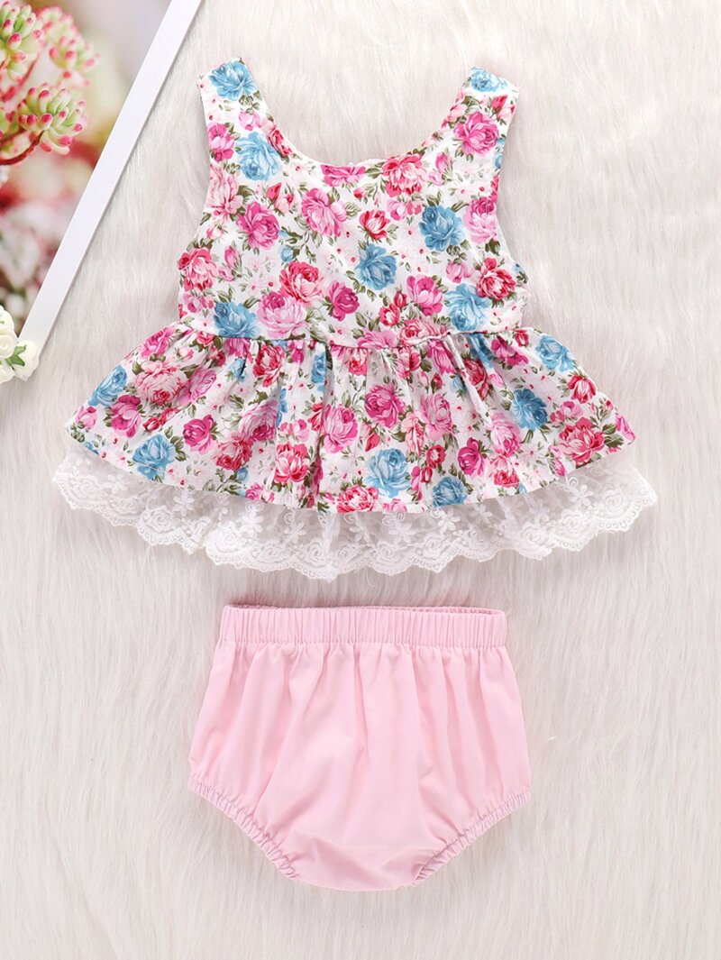 

Girls Floral Print Contrast Lace Hem Top With Shorts, Multicolor