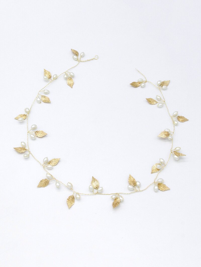 

Faux Pearl & Metal Leaf Hair Accessory, Multicolor