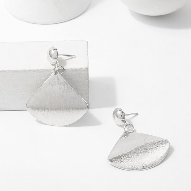 

Fan Shaped Metal Drop Earrings 1pair, Silver