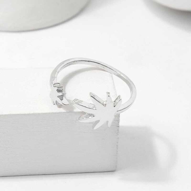 

Leaf Detail Ring 1pc, Silver