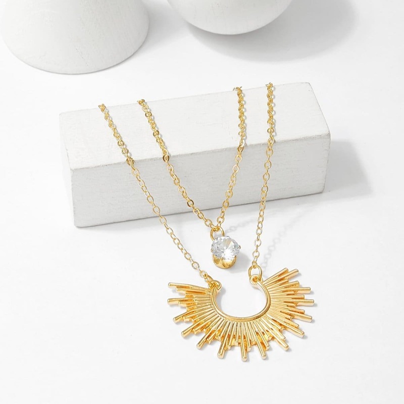 

Metal Sun Pendant Layered Necklace, Gold