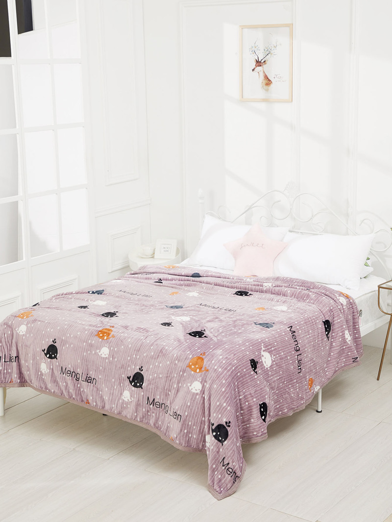 

Cartoon Print Plush Throw Blanket, Multicolor
