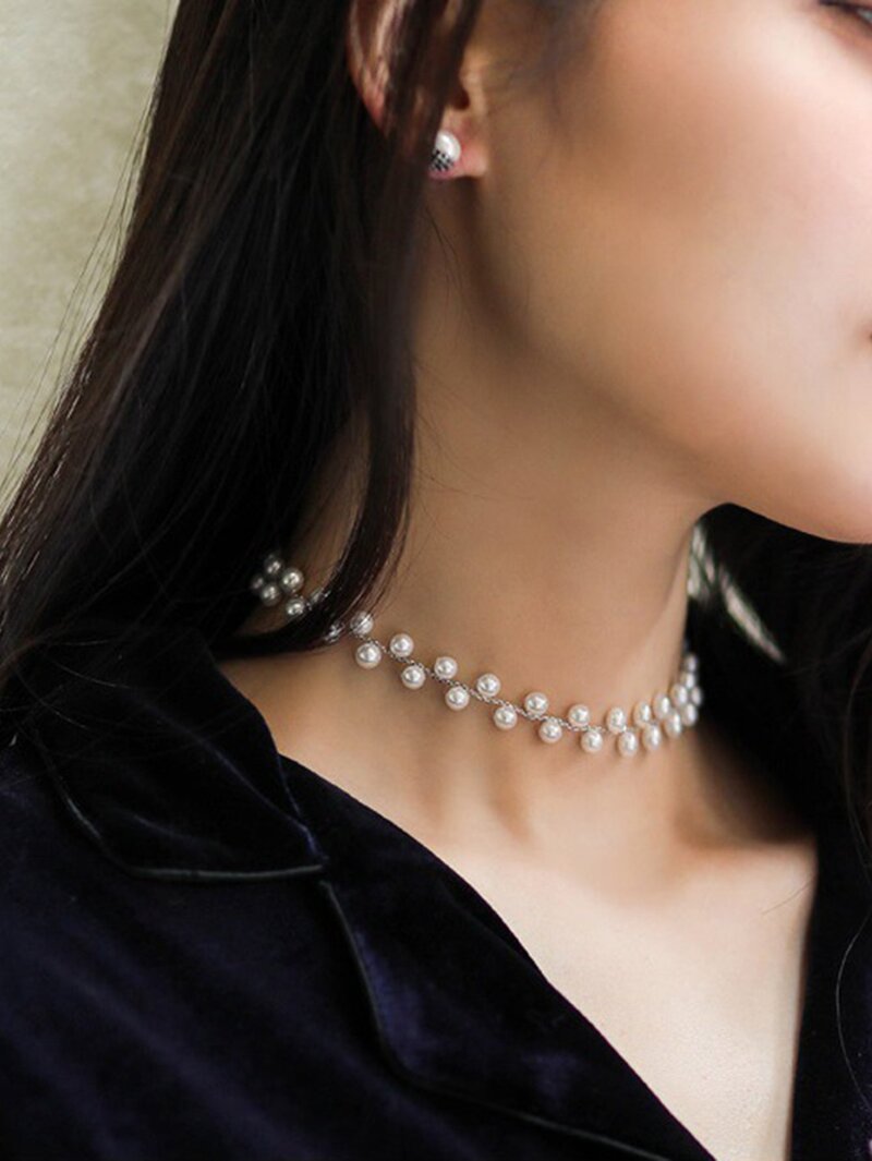 

Faux Pearl Detail Choker, White