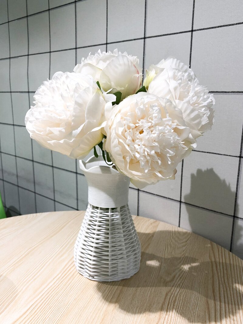 

Artificial Flower Bunch With 5pcs Branch