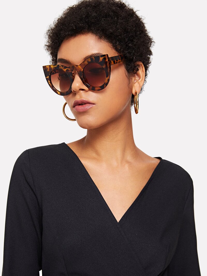 

Cat Eye Sunglasses, Brown