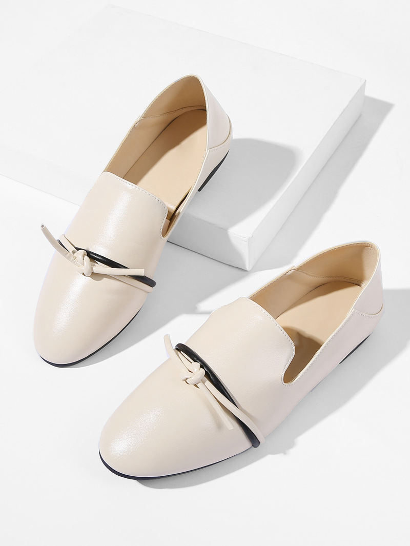 

Knot Design Flats, Beige