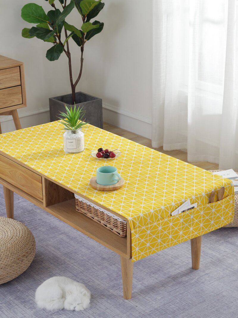 

Geometric Print Table Cloth, Yellow