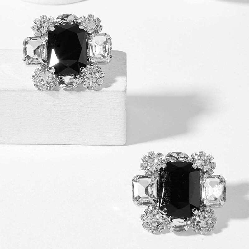 

Square Shaped Gemstone Stud Earrings 1pair, Black