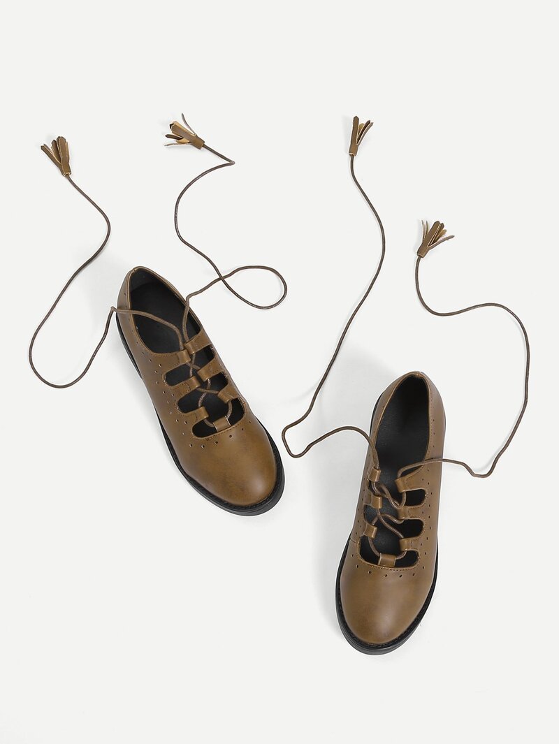 

Tassel Lace-Up Flats, Brown