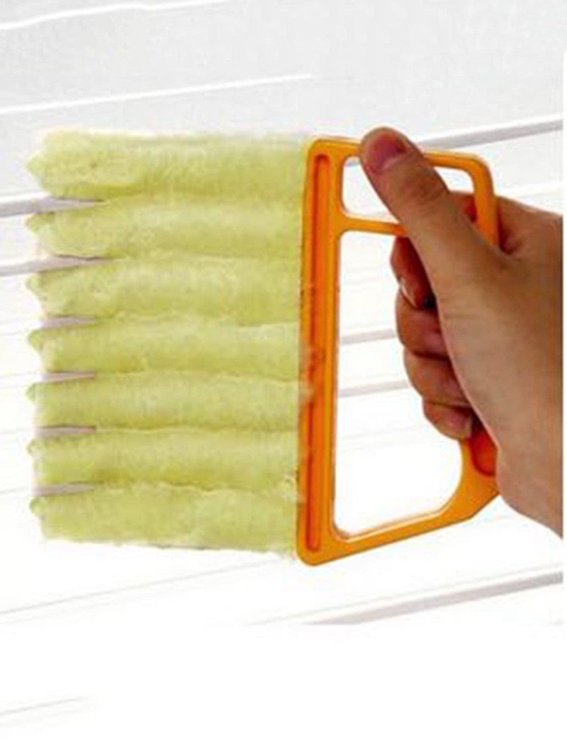 

Cleaning Brush With Handle