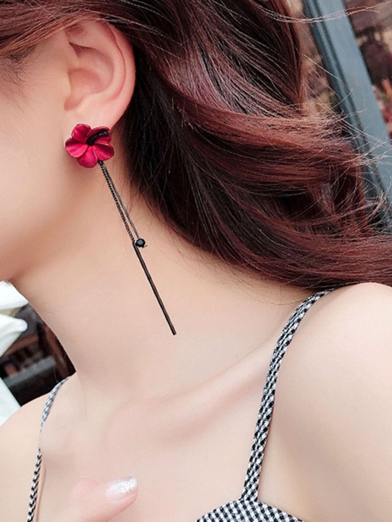 

Flower & Bar Design Drop Earrings, Red