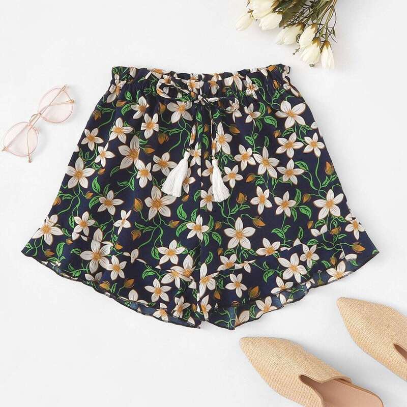 

Ruffle Hem Floral Print Drawstring Shorts, Multicolor