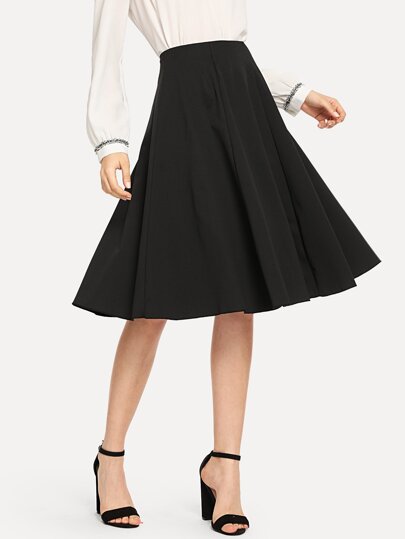Pleated Solid Skirt pictures