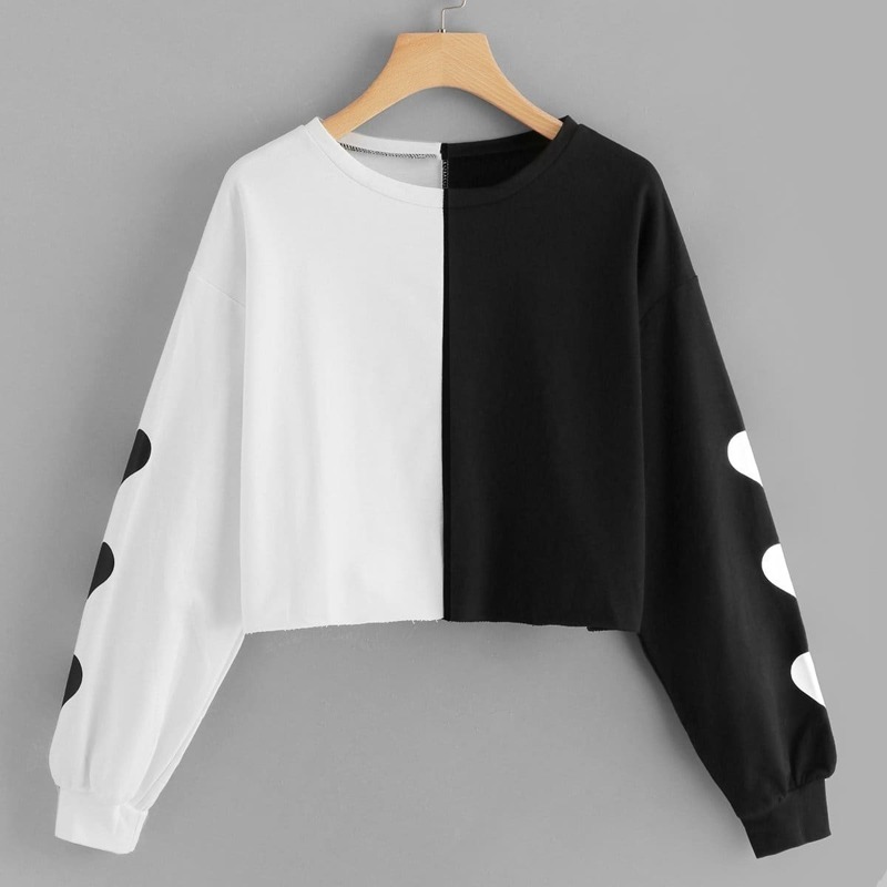 

Heart Print Sleeve Colorblock Sweatshirt, Black and white